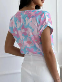 Classic Rolled Sleeve T-Shirt - Update AvenueT-ShirtsTrendsi10010092338055510010092338055505855471 - e208 - 479d - 95ae - ba3192f31f12 - Max - OriginBlue Background Pink Flower