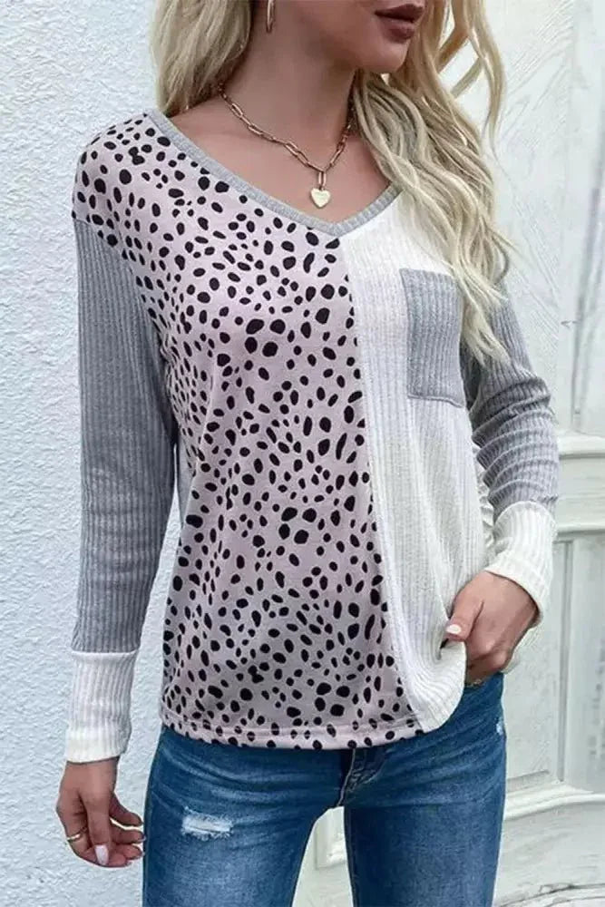 Color Block V - Neck Ribbed Top with Pocket - Update AvenueTrendsi1001016647448961001016647448969b4f374549e144a683e0fbed523565b2 - MaxCharcoal