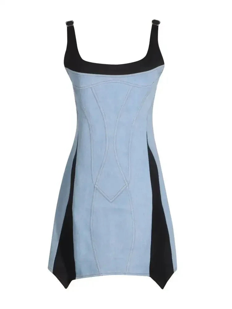 Contrast Adjustable Strap Denim Dress - Update AvenueDenim Dresses & SkirtsTrendsi100100493391946100100493391946ea6e611164734c8fa9b3276e53b34a84 - Max - OriginBlue