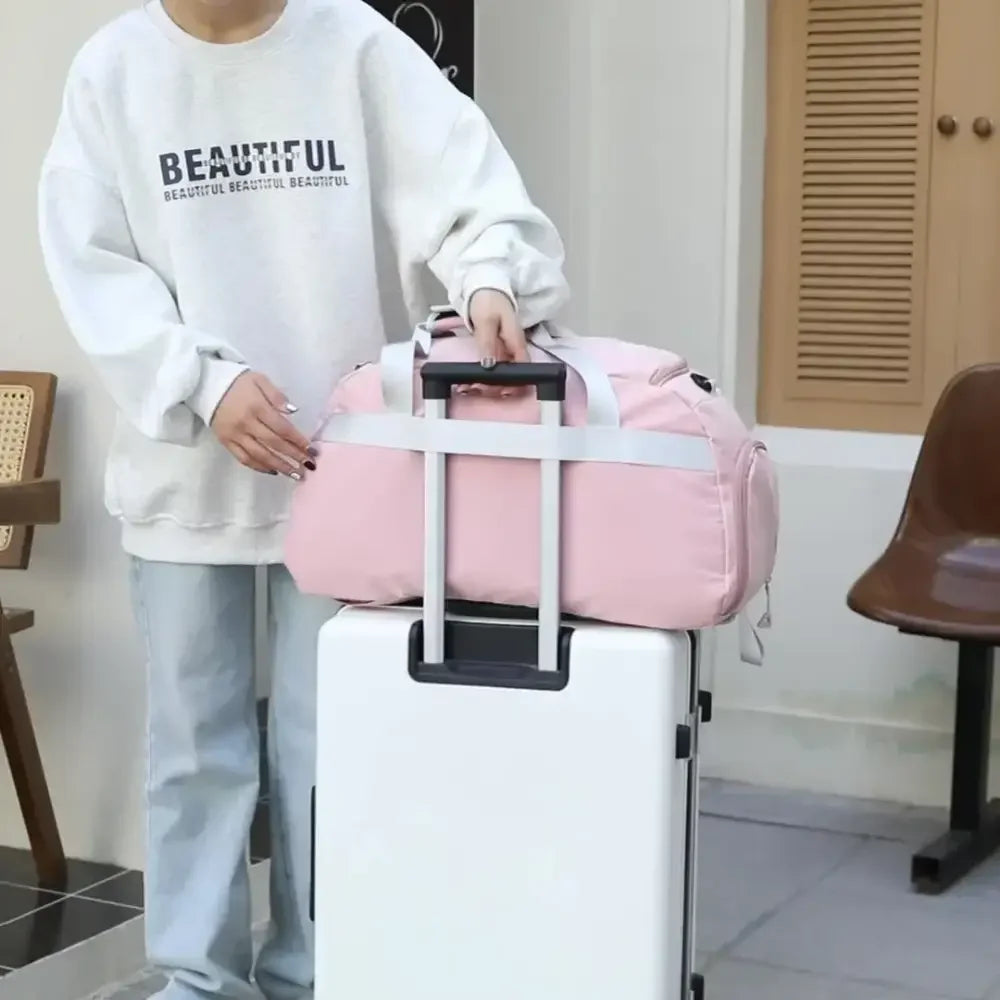Contrast Nylon Travel Bag
