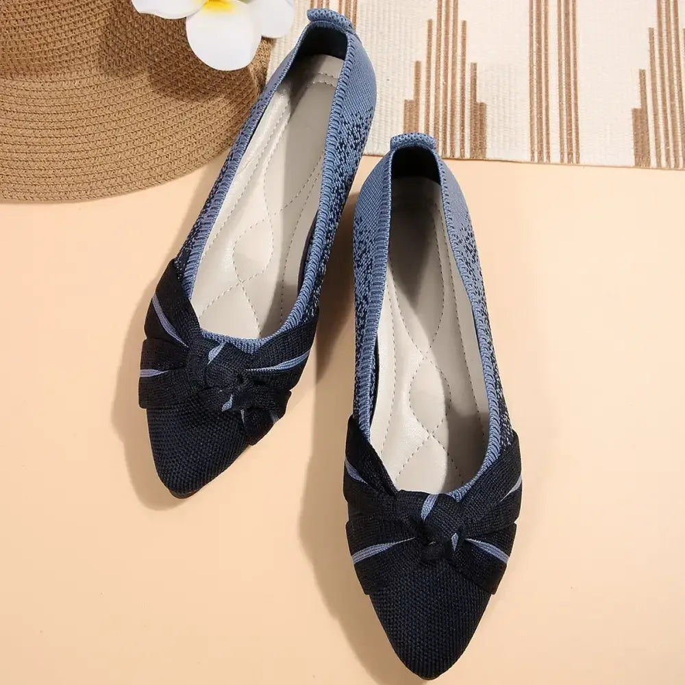 Contrast Point Toe Flats Slip-Ons