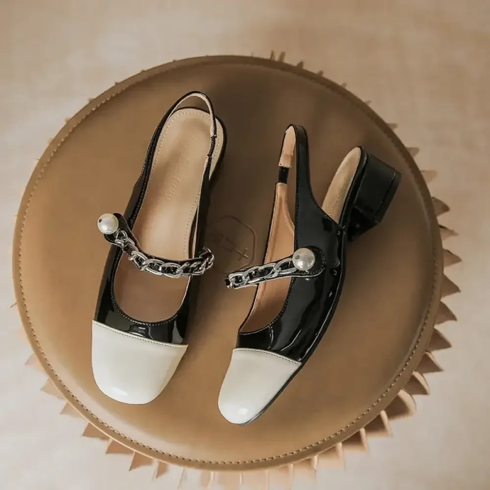 Contrast Round Toe Block Heel Mary Jane Shoes