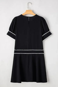 Contrast Scallop Trim Bow Detail Short Sleeve Shift Dress - Update AvenueEffortless Elegance: DressesTrendsi10010082382813410010082382813406d46f81 - 10cd - 4e92 - 9230 - d7de63cd94f0 - Max - OriginBlack