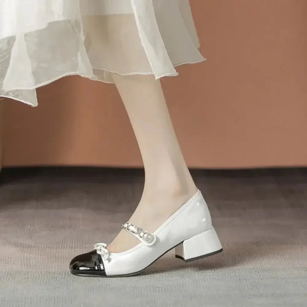Contrast Square Toe Block Heel Mary Jane shoes - Update AvenueTrendsi100600739271079100600739271079Contrast Square Toe Block Heel Mary Jane shoesWhite