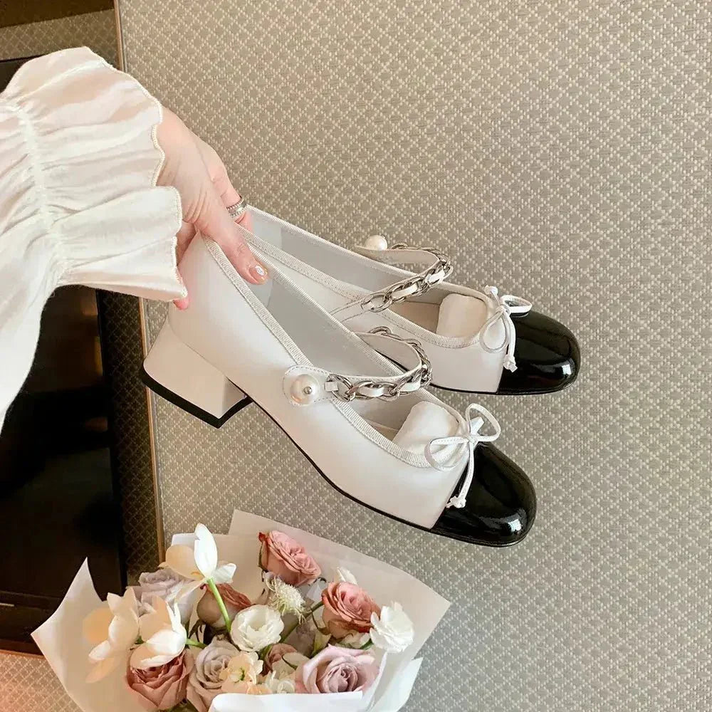 Contrast Square Toe Block Heel Mary Jane shoes - Update AvenueTrendsi100600739271079100600739271079Contrast Square Toe Block Heel Mary Jane shoesWhite