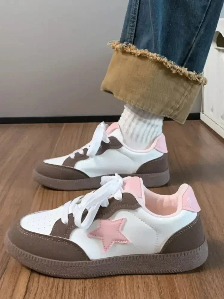 Contrast Star Lace - Up Athletic Sneakers - Update AvenueTrendsi100600088021203100600088021203Contrast Star Lace - Up Athletic SneakersBlush Pink