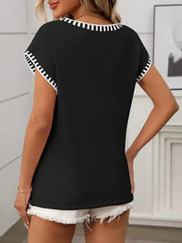 Contrast Trim V - Neck Short Sleeve Knit Top - Update AvenueDaily EssentialsTrendsi100100342729165100100342729165b3eb7a02 - 8053 - 4831 - ae22 - 3df9dc58e778 - MaxBlack