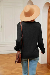 Contrast V - Neck Long Sleeve Blouse - Update AvenueTrendsi1001011325029711001011325029710e4878e1ced04f7b84009f025676afe8 - MaxBlack