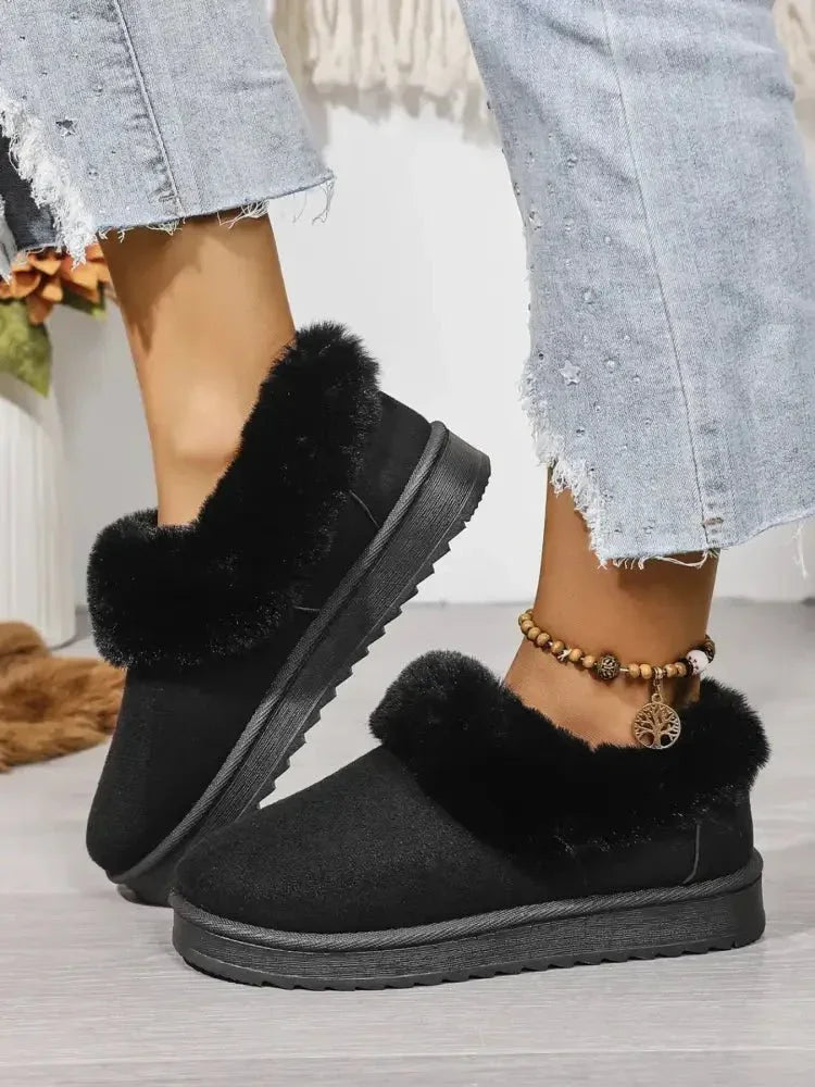 Cozy Winter Fur - Lined Ankle Boots - Update AvenueTrendsi100600387178104100600387178104Cozy Winter Fur - Lined Ankle BootsBlack