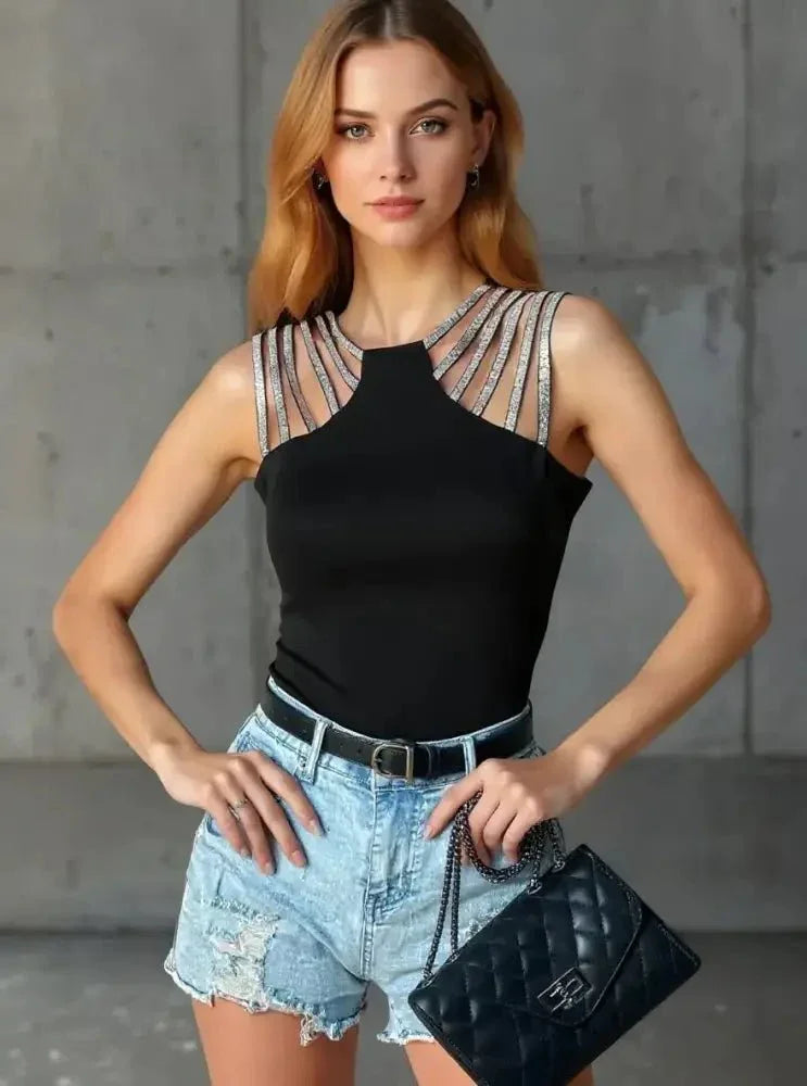 Cutout Sleeveless Tank Top - Update AvenueTrendsi100100255017284100100255017284a1140534 - a6be - 483c - 94a5 - 40ca6a3d727c - Max - OriginBlack