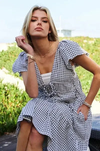 Davi & Dani Jacquard V - Neck Flutter Cap Sleeve Tiered Dress - Update AvenueEffortless Elegance: DressesTrendsi1001003734317661001003734317668b474a54189b4d508f8040f472f05777 - Max - OriginBlack Ivory