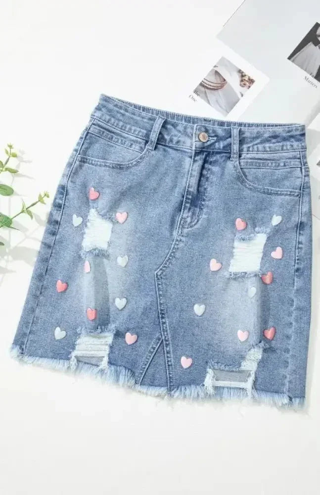 Distressed Raw Hem Heart Denim Skirt - Update AvenueDenim Dresses & SkirtsTrendsi10010099930794410010099930794430d73e73 - 0003 - 4bdb - 82fa - 583299dd96a2 - MaxMedium