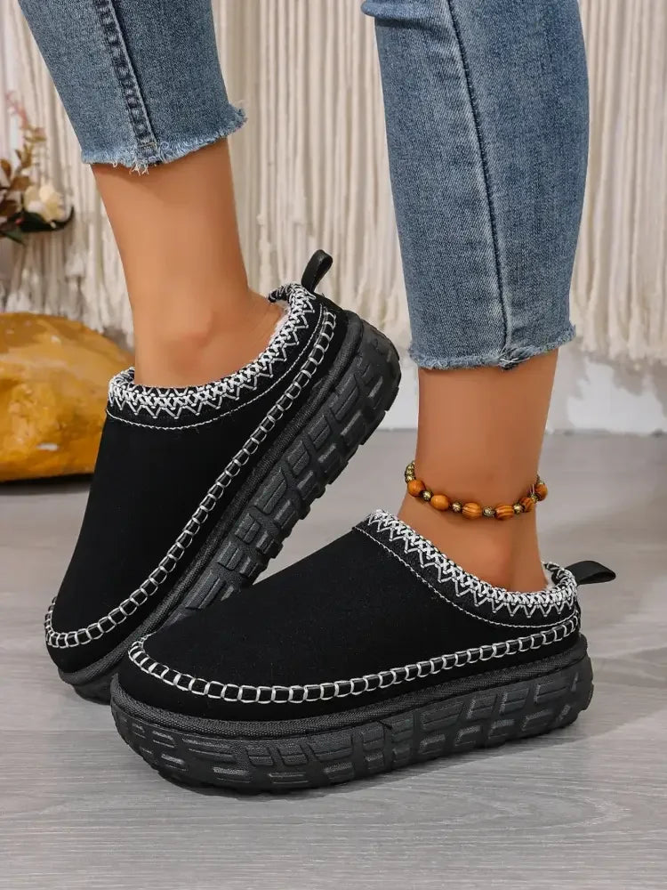Embroidered Trim Round Toe Platform Boots