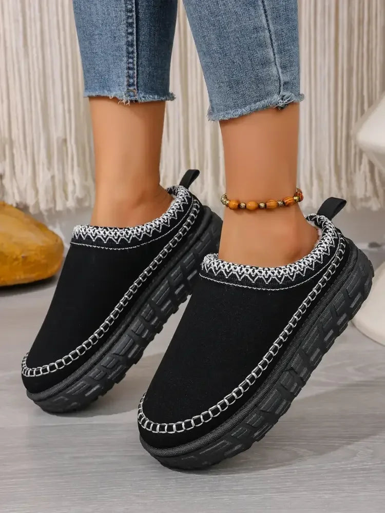 Embroidered Trim Round Toe Platform Boots