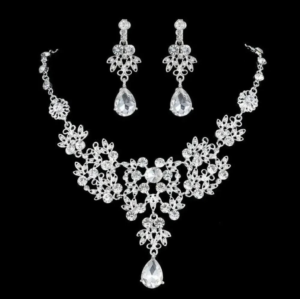 European and American foreign trade wedding butterfly big water drop necklace earrings set wedding jewelry bridal wedding jewelry accessories - Update AvenueUpdate Avenues218832507964003European and American foreign trade wedding butterfly big water drop necklace earrings set wedding jewelry bridal wedding jewelry accessories - Update Avenueswhite