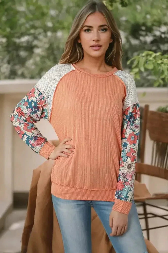 Exposed Seam Round Neck Blouse - Update AvenueTrendsi1001017370749541001017370749547510dd3f395a485c9c753df5697b27b5 - MaxCoral
