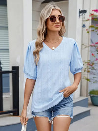 Eyelet V - Neck Puff Sleeve Casual Top - Update AvenueT-ShirtsTrendsi10010028057520210010028057520216cbd9f326e340bab3b049a279eed5bb - Max - OriginDusty Pink