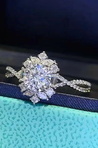 Floral 2 Carat Moissanite Crisscross Ring - Update AvenueRingTrendsi100100485230790100100485230790Floral 2 Carat Moissanite Crisscross RingSilver