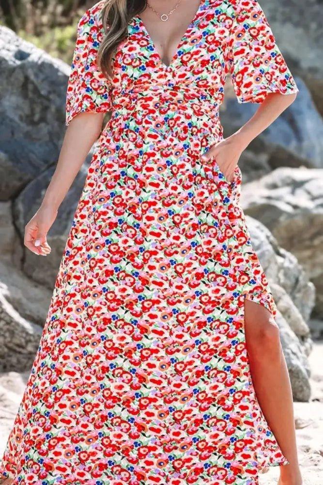 Floral Half Sleeve Deep V Neck Cutout Back Maxi Dress - Update AvenueEffortless Elegance: DressesTrendsi100100919015334100100919015334c0b96c0f - 17f8 - 4cb0 - a497 - 9e0590904d60 - Max - OriginFloral