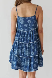 Floral Tiered Square Neck Denim Dress - Update AvenueBoho VibesTrendsi1001005319014471001005319014477aee783a - a41e - 421b - 945a - 8b859db2cbbd - MaxMedium