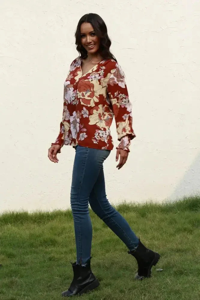 Floral V - Neck Smocked Lantern Sleeve Blouse - Update AvenueTrendsi1001014092187091001014092187090ed7595160c44925b16b1ddb06388bcf - MaxBrown