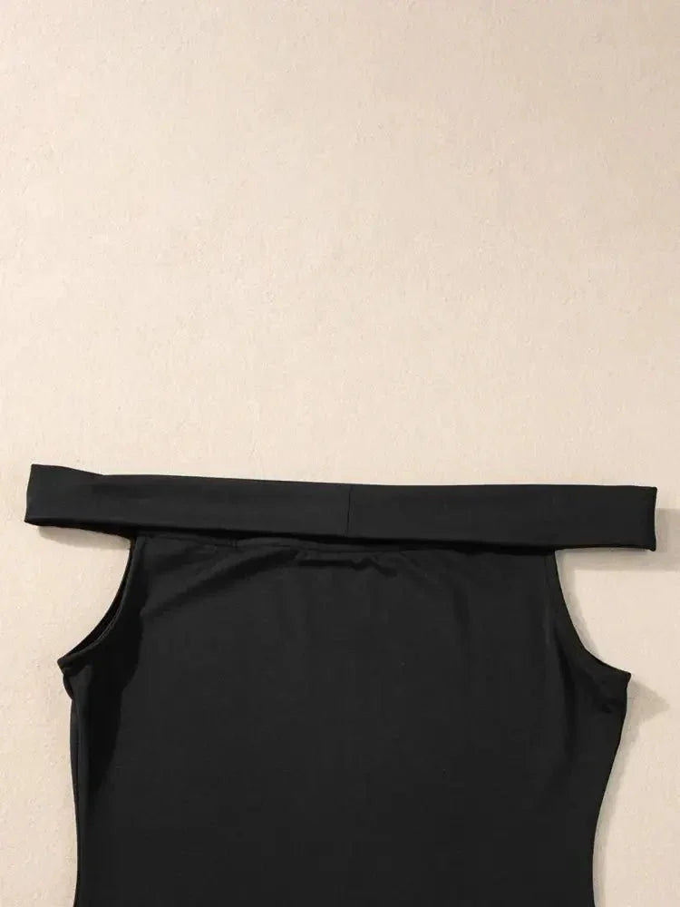 Folded Off Shoulder Slim Top - Update AvenueT-ShirtsTrendsi100100961319379100100961319379ff6d0d1e18d24b8c970bc98444fe3276 - Max - OriginBlack