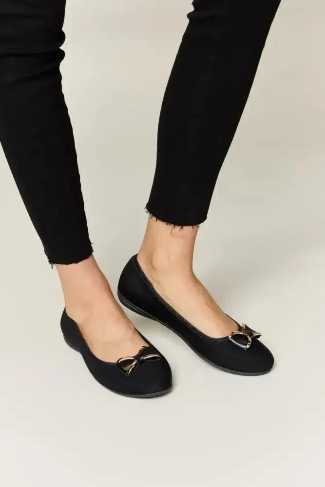 Forever Link Metal Buckle Flat Loafers - Update AvenueTrendsi100600827561533100600827561533Forever Link Metal Buckle Flat LoafersCHARCOAL LYCRA