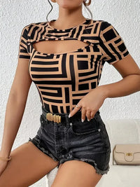 Geometric Print Cutout Short Sleeve T-Shirt - Update AvenueT-ShirtsTrendsi1001008313711581001008313711584c720d5b75e649269907b1e6b03f4ef3 - Max - OriginKhaki