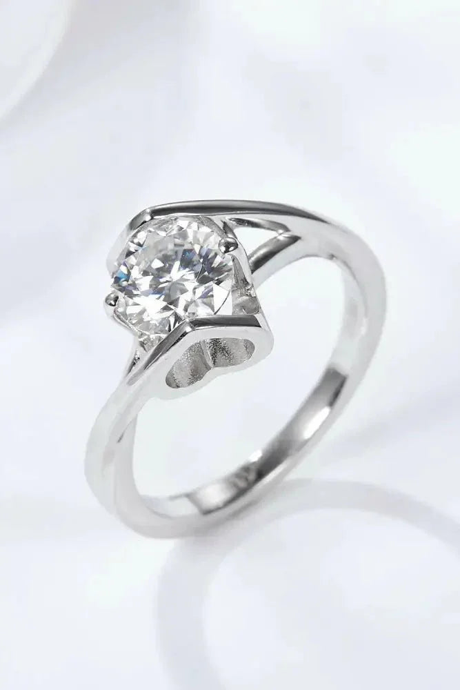 Get What You Need 1 Carat Moissanite Ring - Update AvenueRingTrendsi101300492200415101300492200415Get What You Need 1 Carat Moissanite RingSilver