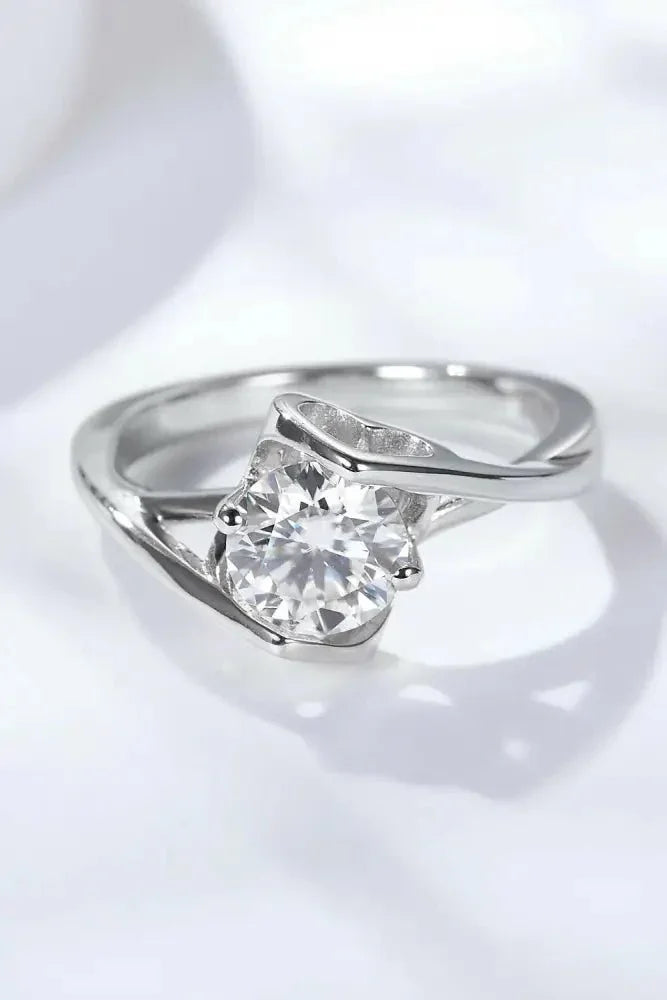 Get What You Need 1 Carat Moissanite Ring - Update AvenueRingTrendsi101300492200415101300492200415Get What You Need 1 Carat Moissanite RingSilver