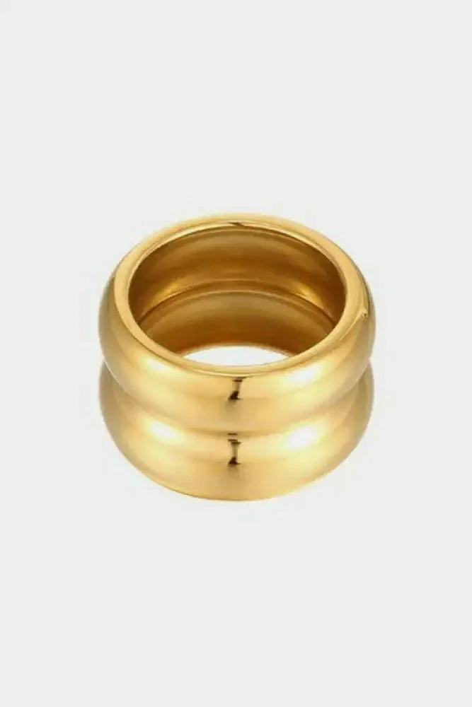 Gold Double Ridge Ring - Update AvenueRingTrendsiJDR201155 - 6JDR201155 - 6Gold Double Ridge RingGold