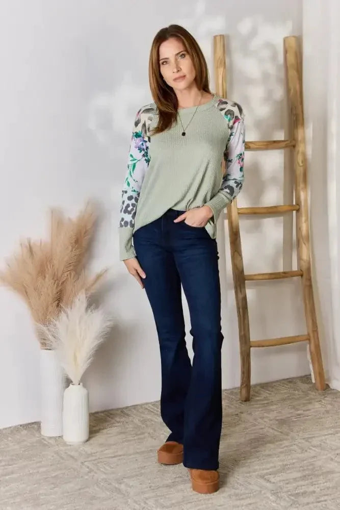 Hailey & Co Full Size Printed Round Neck Blouse - Update AvenueTrendsi100101661520468100101661520468c121bf1e - 10af - 407f - bee4 - 14c278622117 - MaxSAGE