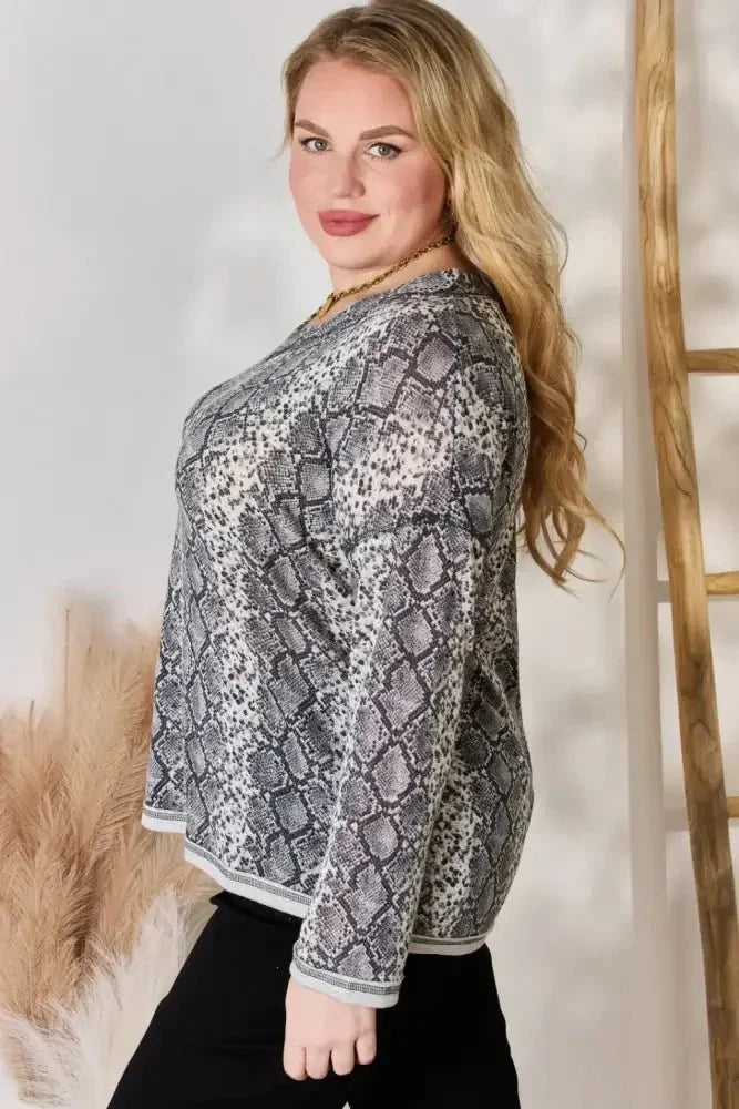 Hailey & Co Full Size Snakeskin V - Neck Long Sleeve Top - Update AvenueTrendsi1001019558093841001019558093845c42eca5 - 0461 - 4412 - a985 - 5f0aeb915e73 - MaxGREY