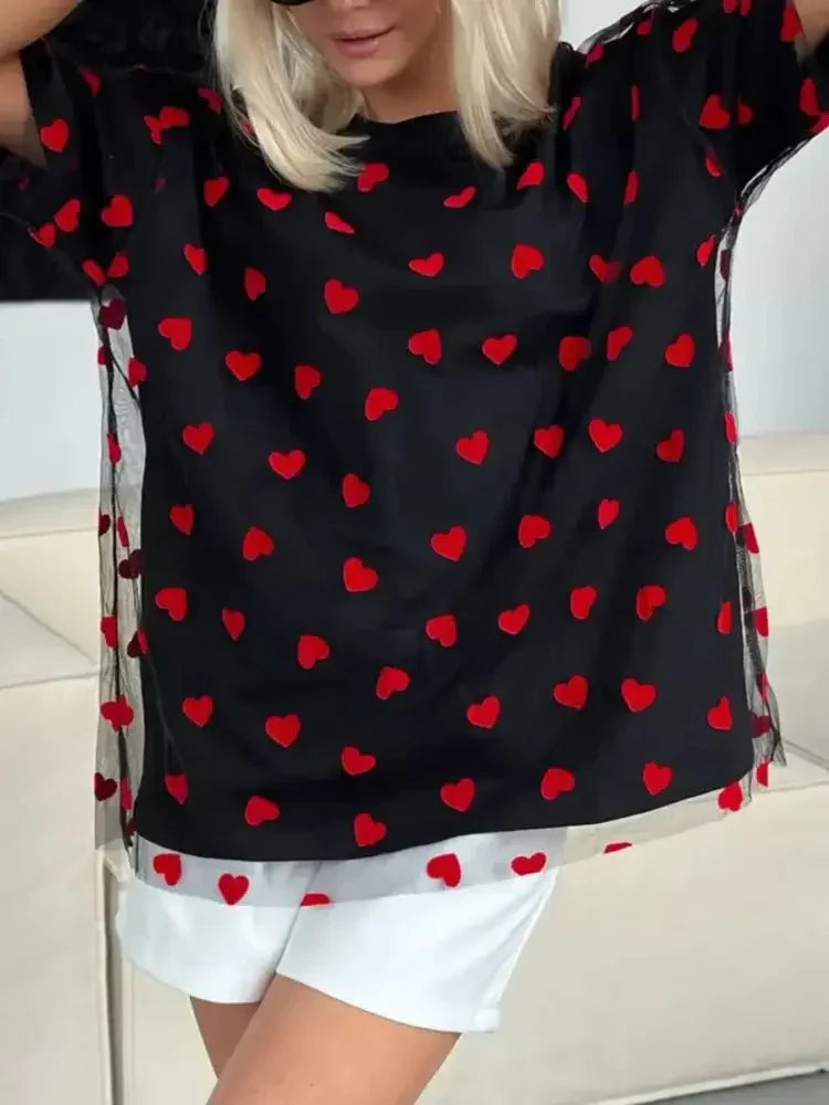 Heart Print Oversized T-Shirt - Update AvenueT-ShirtsTrendsi100100200941031100100200941031e8a748e6 - 1dc0 - 4424 - a427 - 9b8d9fb379b9 - Max - OriginBlack