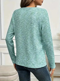 Heathered V - Neck Long Sleeve T-Shirt - Update AvenueT-ShirtsTrendsi10010077008007310010077008007365f4d5697a074c9aac3a5623a4161145 - Max - OriginGreen