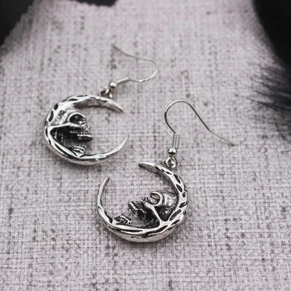 Independent station cross - border new gothic dark wind skull earrings Europe and the United States fashion retro crescent earrings - Update AvenueUpdate Avenues212955581507001Independent station cross - border new gothic dark wind skull earrings Europe and the United States fashion retro crescent earringsMain color