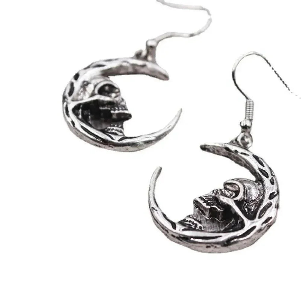 Independent station cross - border new gothic dark wind skull earrings Europe and the United States fashion retro crescent earrings - Update AvenueUpdate Avenues212955581507001Independent station cross - border new gothic dark wind skull earrings Europe and the United States fashion retro crescent earringsMain color