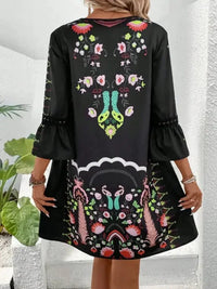Lace Detail Printed Three - Quarter Sleeve Dress - Update AvenueVacation StyleTrendsi1001005686821121001005686821121deddf8c - a4c1 - 4f88 - a4e8 - 5f9c8e90929b - MaxBlack