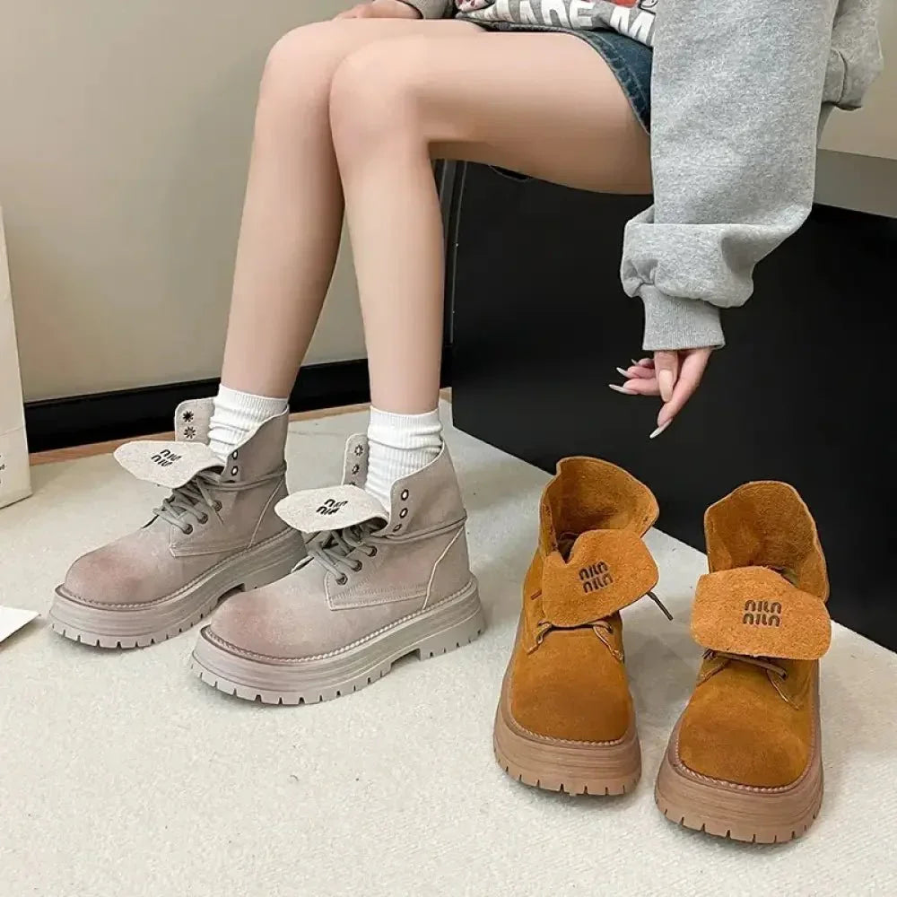 Lace Up Round Toe Platform Boots - Update AvenueTrendsi100600544971818100600544971818Lace Up Round Toe Platform BootsLight Gray