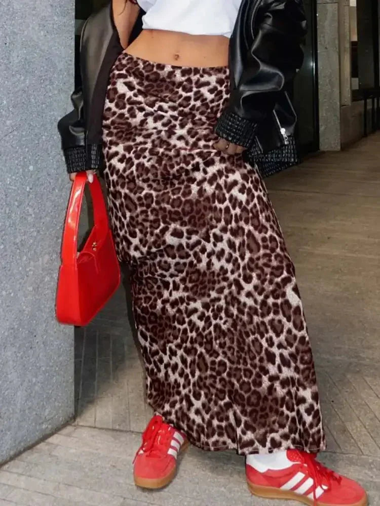 Leopard Maxi Skirt - Update AvenueFestival VibesTrendsi100100885311270100100885311270d50107c7 - f065 - 43c6 - ab7f - a4a75bdcd0a3 - MaxLeopard