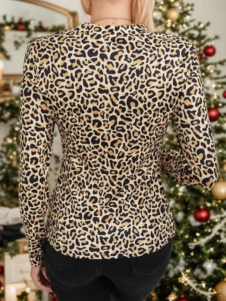 Leopard Print Cutout Long Sleeve T-Shirt - Update AvenueT-ShirtsTrendsi100100968681511100100968681511305fa44f865d41c3912681b56bdaf1fb - Max - OriginLeopard