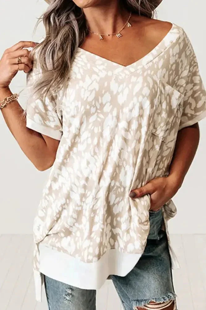 Leopard Print V Neck Side Slit Loose Fit T Shirt - Update AvenueT-ShirtsTrendsi10010053984625210010053984625207d8ce6b - c10e - 46a4 - 9889 - 6d617a860e4a - Max - OriginEggshell