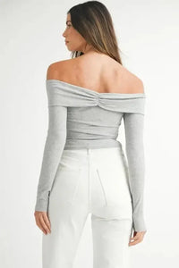 MABLE Off - Shoulder Long Sleeve T-Shirt - Update AvenueT-ShirtsTrendsi100100804111933100100804111933daf53661 - 6c46 - 42ac - 9cbf - 4a68ac42e440 - Max - OriginLight Gray