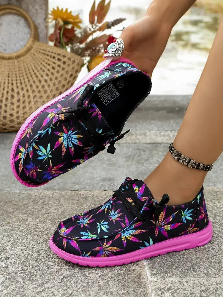 Maple Leaf Print Round Toe Slip-Ons