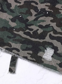 Men's Camo Print Cargo Denim Shorts with Multiple Pockets