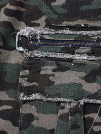 Men's Camo Print Cargo Denim Shorts with Multiple Pockets