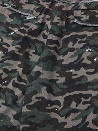 Men's Camo Print Cargo Denim Shorts with Multiple Pockets