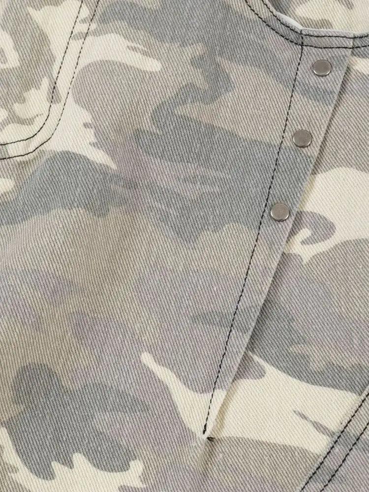 Men's Camo Wide Leg Cargo Jeans - Update AvenueTrendsi100400180616528100400180616528Men's Camo Wide Leg Cargo JeansCamouflage