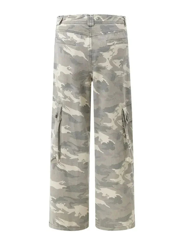 Men's Camo Wide Leg Cargo Jeans - Update AvenueTrendsi100400180616528100400180616528Men's Camo Wide Leg Cargo JeansCamouflage