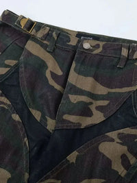 Men's Camouflage Bootcut Jeans with Seam Detail - Update AvenueTrendsi100400034030074100400034030074Men's Camouflage Bootcut Jeans with Seam DetailGreen